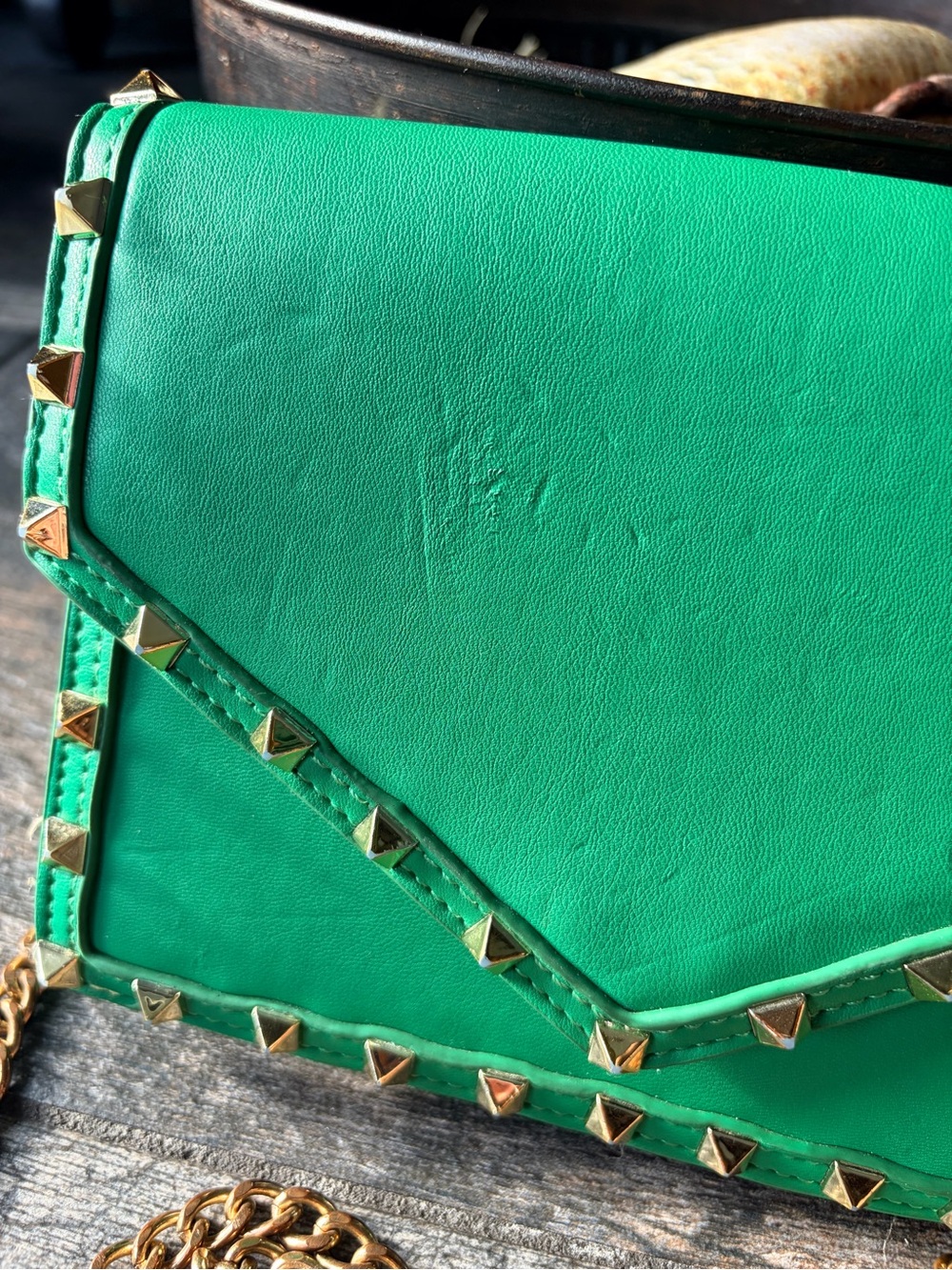 💚 Crossbody Emerald Studded Clutch Gold Chain Leather Bag - Picture 2 of 6